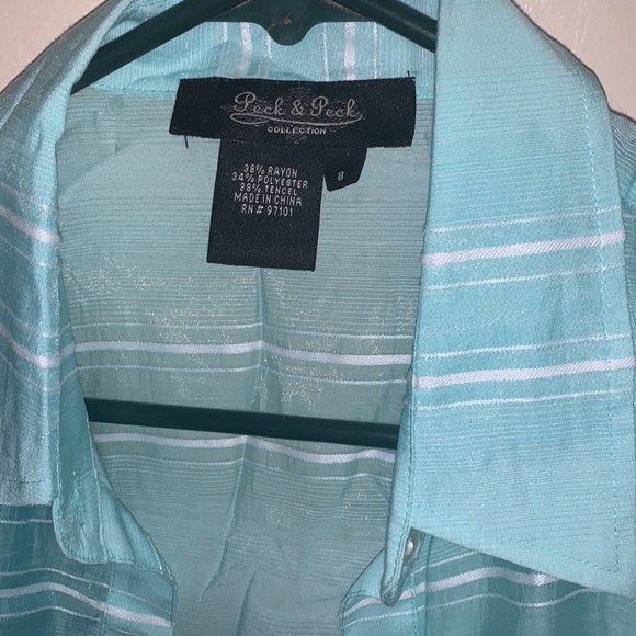 Peck & Peck see through beautiful button down blouse - Picture 3 of 4